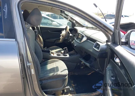 2019 Kia Sorento 2.4L L from USA, damaged, VIN 5XYPG4A34KG497349